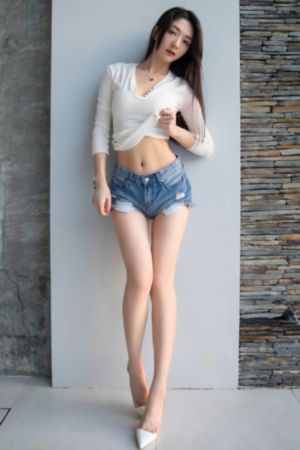 老师的朋友4中字hd_HD在线观看